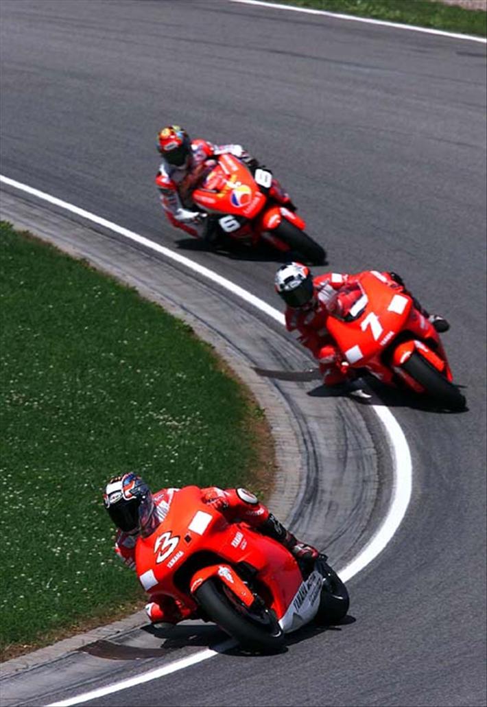 MartinoMoto's tweet photo. #DuelOfTheTitans @maxbiaggi &amp; @CarlosCheca7 &amp; Abe https://t.co/gjyae4qd67