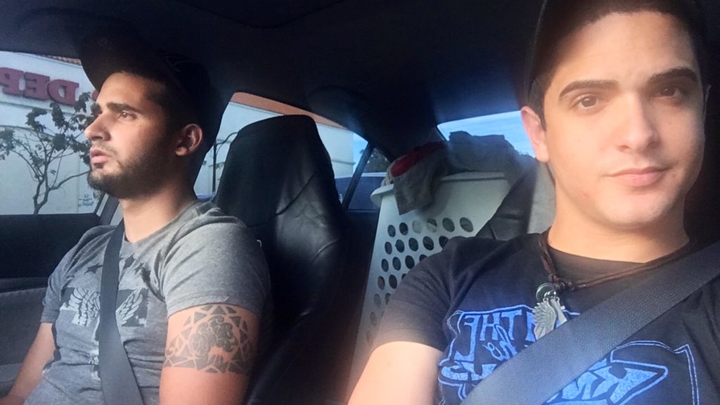 alex_hdz_305's tweet image. The day after lol #FirstDayOfTheYear #2016FirstPost