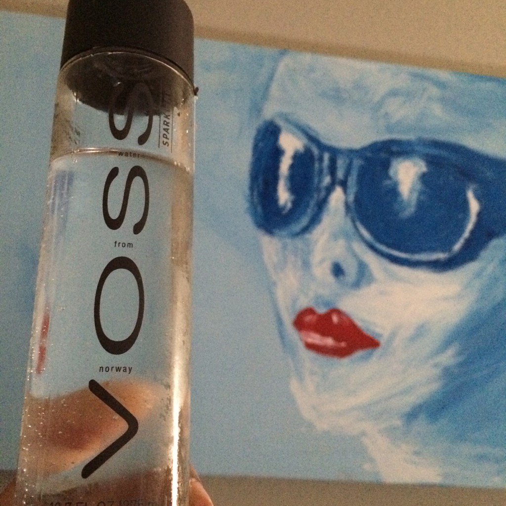 freedlistsite's tweet photo. @vosswater New Year's cure. 😎 https://t.co/hocrneFf02