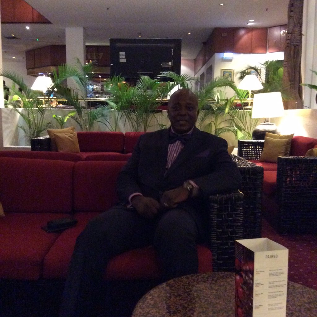 dorafidiya's tweet photo. Out on a celebration......... https://t.co/SAzcgJx8DY