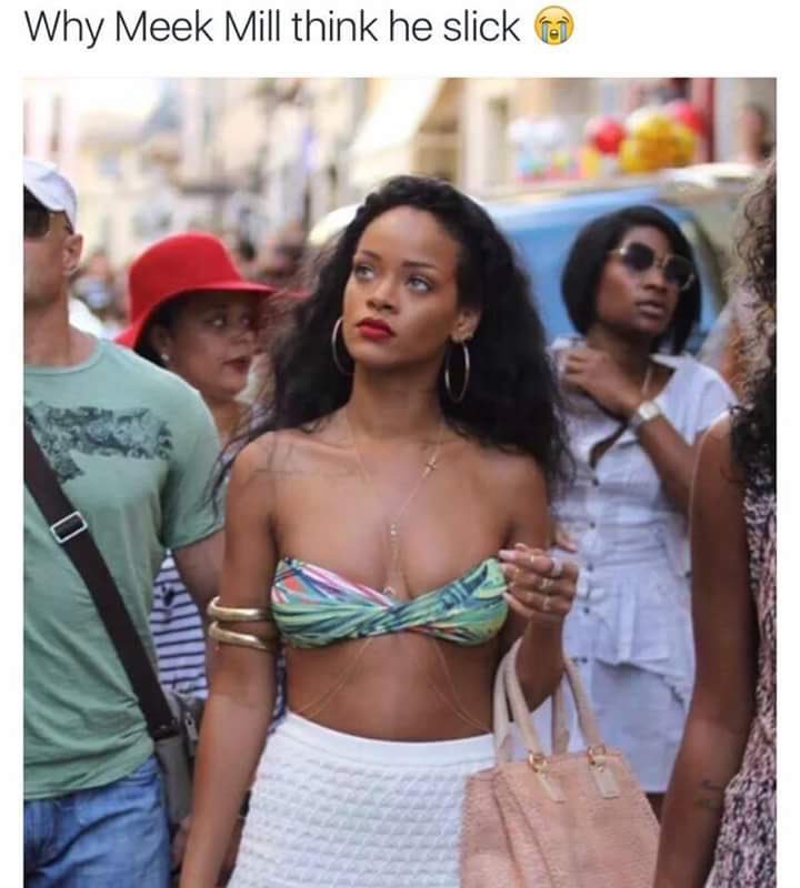 SweatyWap's tweet photo. @rihanna is bae 😍😩 https://t.co/msDe52kuXh