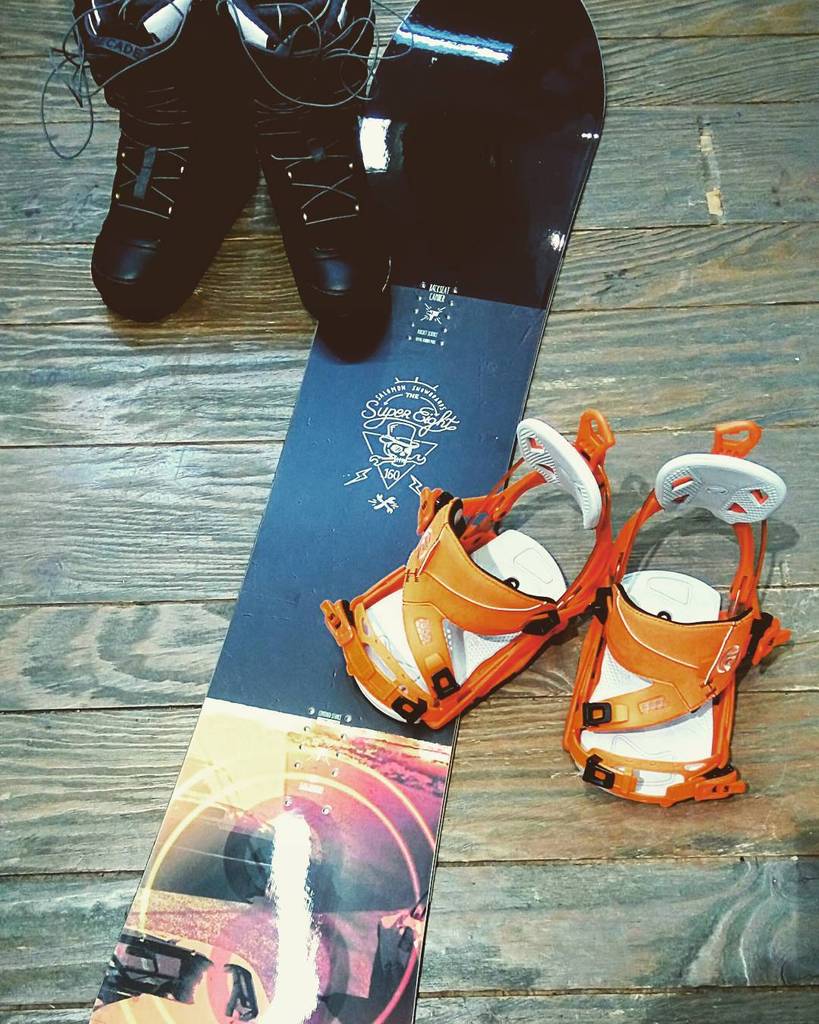 HawaiiSurfShop's tweet photo. #snow #snowboarding #salomon #supereight #salomonsnowboards #flow #flowbindings #fuze #northwave #northwaveshoes #n… https://t.co/9OaWyaYnX9
