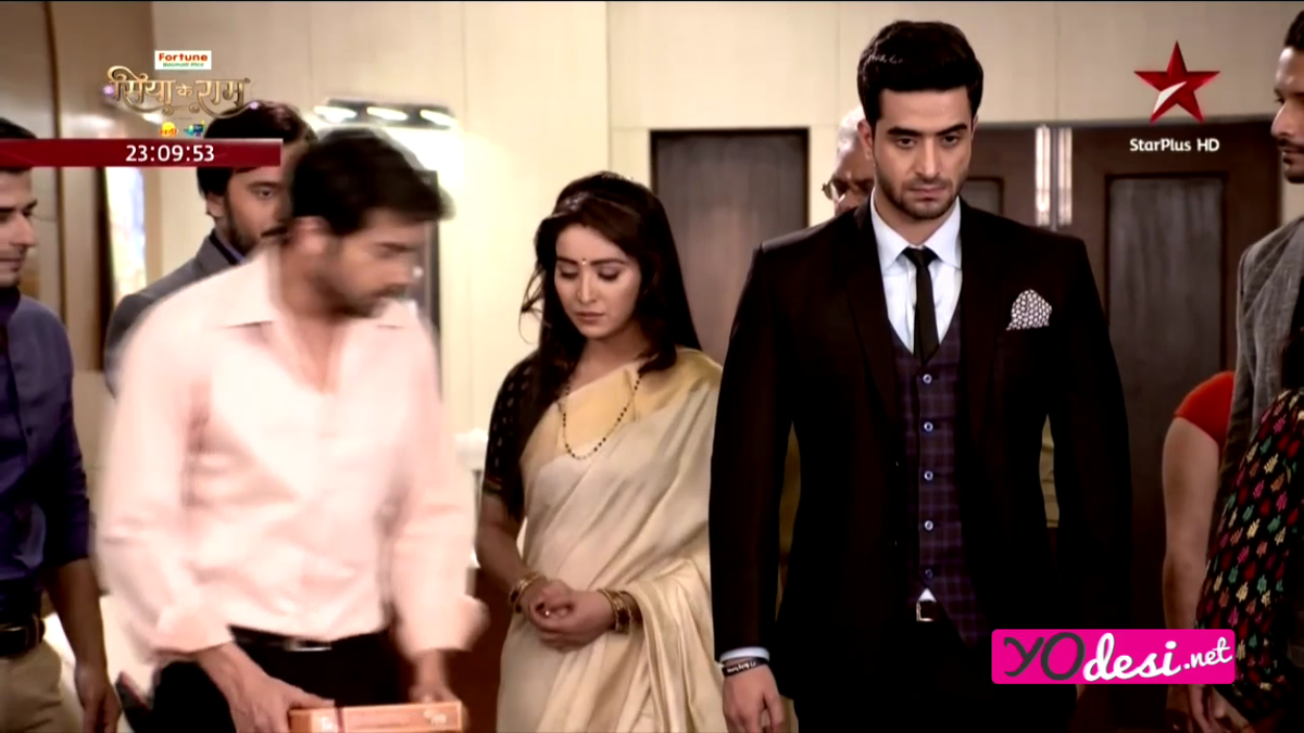 AshaNegi_Fans's tweet photo. #Koyal #Maddy #Raj #KuchTohHaiTereMereDarmiyaan #KTHTMD #1Jan2016 https://t.co/ulnmPafBdU