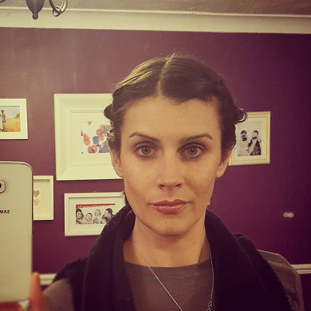 seobelle's tweet photo. No Princess, I'm a general #starwars #hair #quickupdo #princessleia https://t.co/KfgGntHou4 https://t.co/S6tmXgPAKx