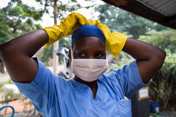 IMC_Worldwide's tweet photo. "I didn't have hope, but I had courage": https://t.co/wLF6PkNEEb. #Ebola #Guinea @TrendOnThisorg https://… https://t.co/sgWv8QPQqt