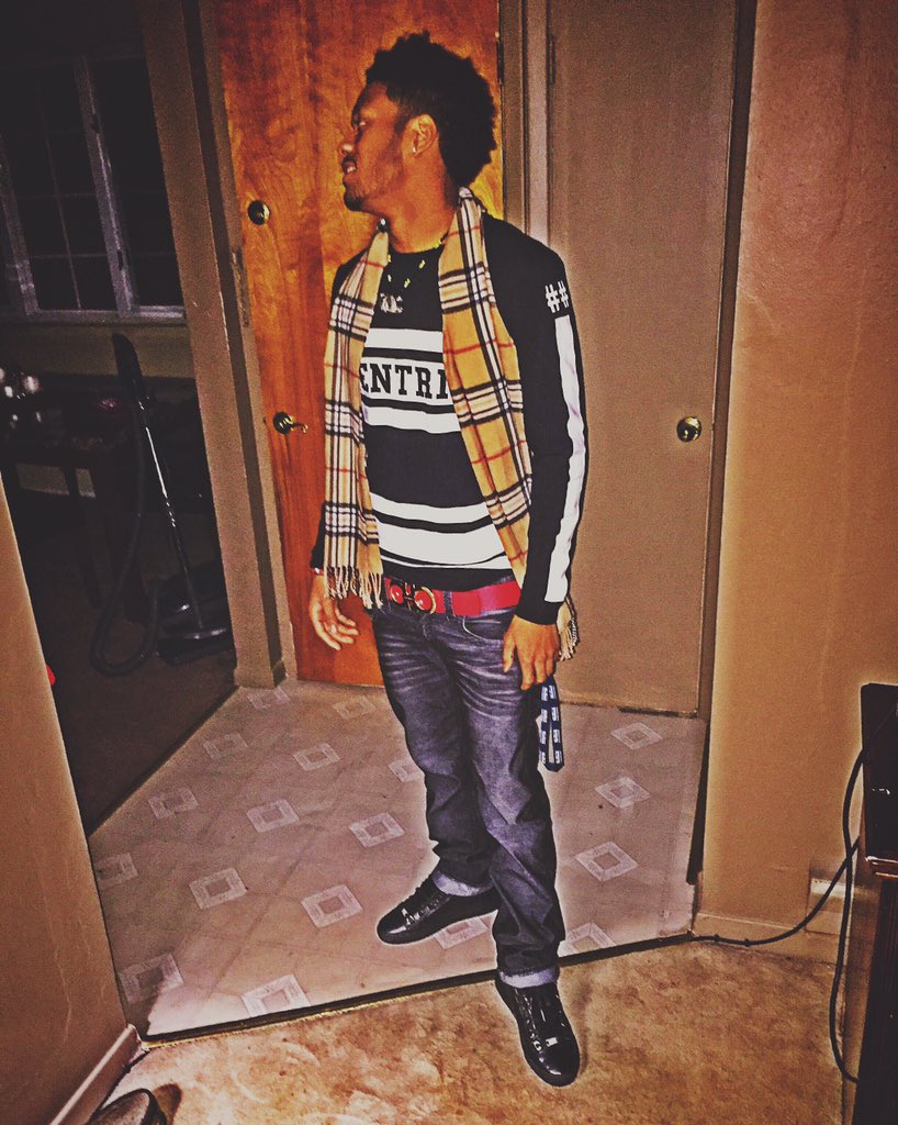 yunggetitback4's tweet image. I'm Just Getting Money... Imma Keep Getting It 🔑😅⚡️⛽️💯 #2016resolution