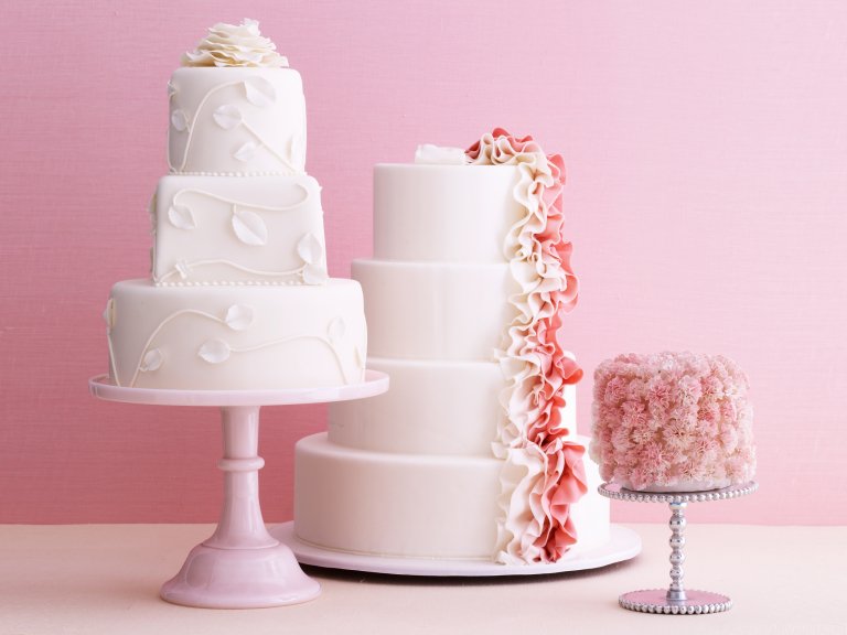 theknot's tweet photo. Everything you need to know about wedding cake shapes: https://t.co/SmxPAynePu https://t.co/Qmkvr9IxVE