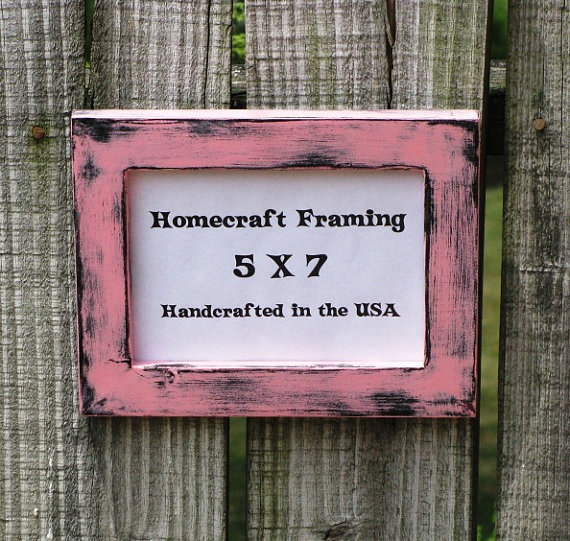 homecraftframi1's tweet photo. ❀♠ #5X7PictureFrame #DistressedPhotoFrame Pink Black #WeddingPhotoFrame Shabby Chic Decor https://t.co/iOCxARm6Bc