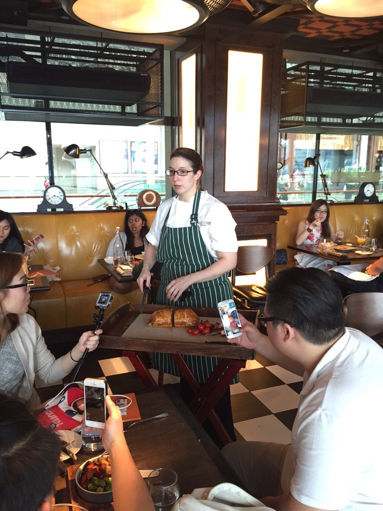 BSKSingapore's tweet photo. Beef Wellington by Sabrina Stillhart @BSKSingapore #gordonramsay #marinabaysands #breadstkitchen https://t.co/IdRkWSPCVn