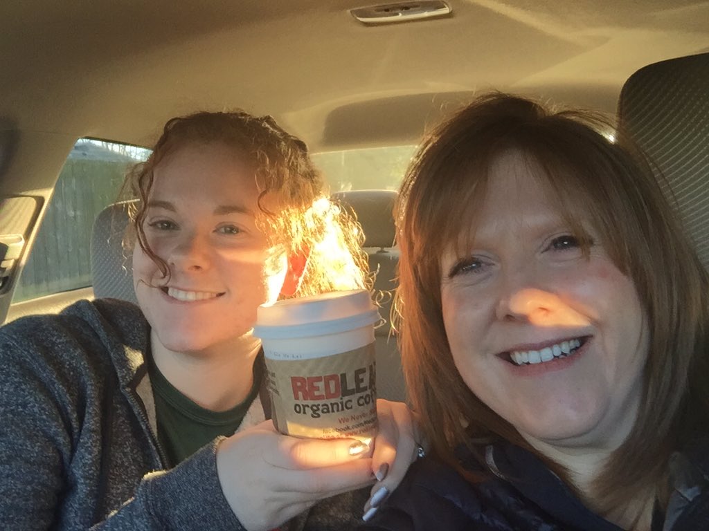 Kristene41's tweet photo. So fun grocery shopping with my daughter! Great company and we celebrate with coffee afterwards.#redleaforganic https://t.co/GYIzy5ZJBR