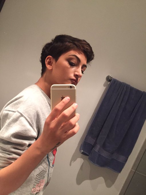 Watch Matu's leaked NSFW photo on TwXstars