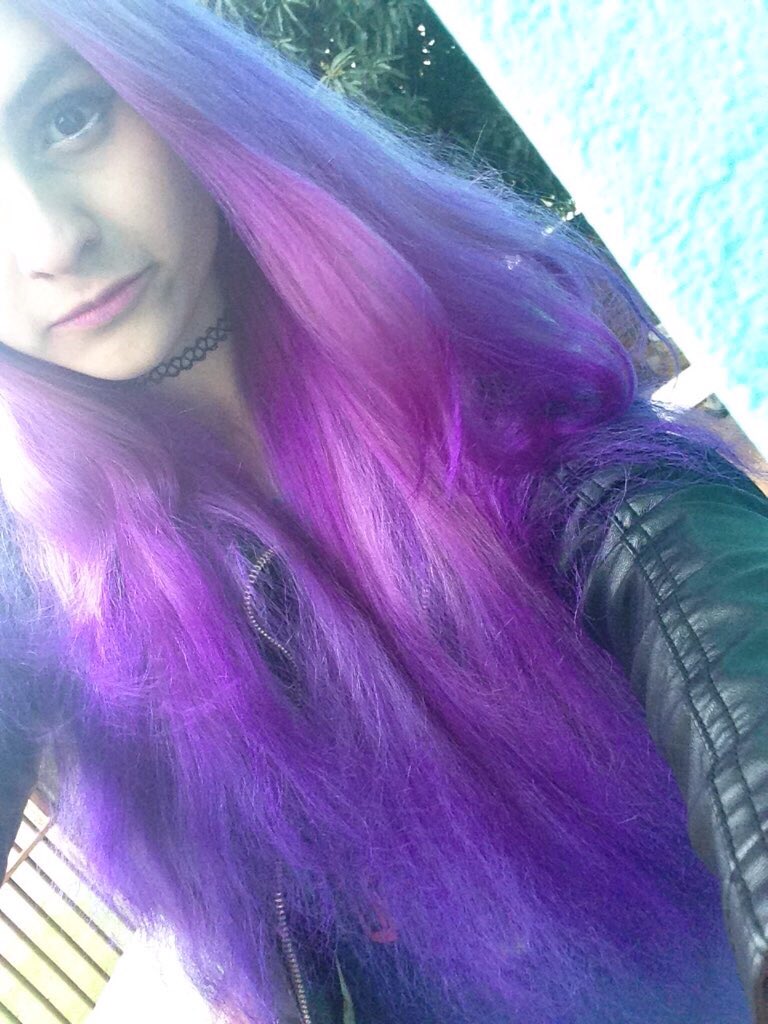 lindasfamy's tweet photo. @lukehmoon tão linda que eu vou morrer https://t.co/Uf8BgkU0jM