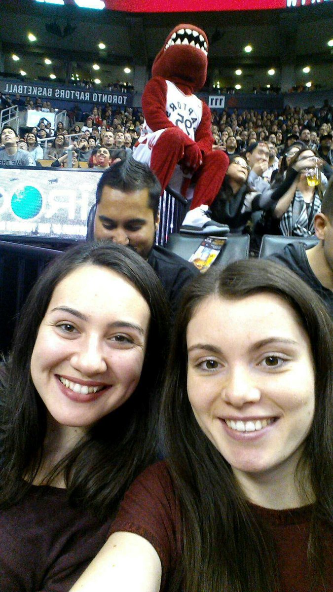 _monicavella's tweet photo. At the Raptors game with @laurazava @SunLifeCA  #MoneyForLife #happynewyear https://t.co/olYjToRIPY