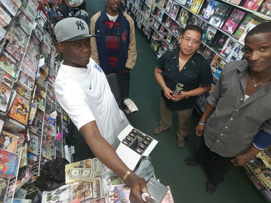 347_7565's tweet image. 