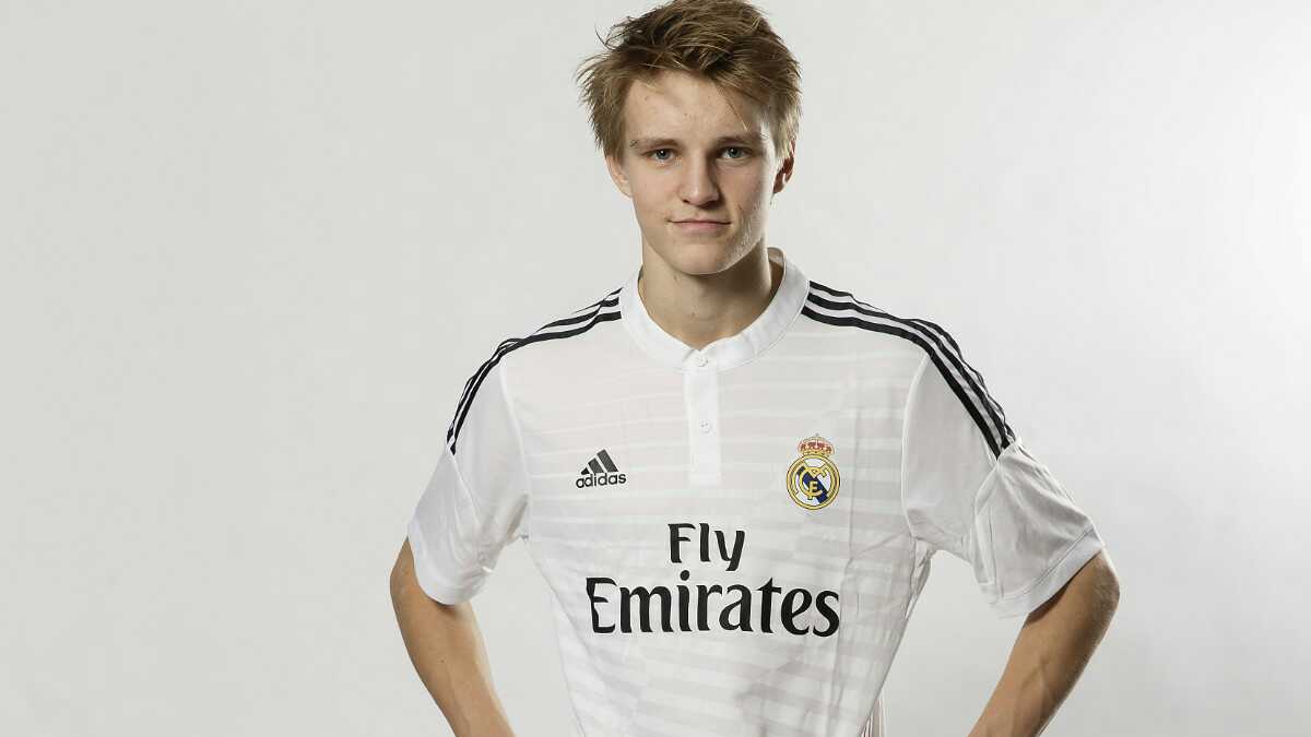 347_7565's tweet image. 