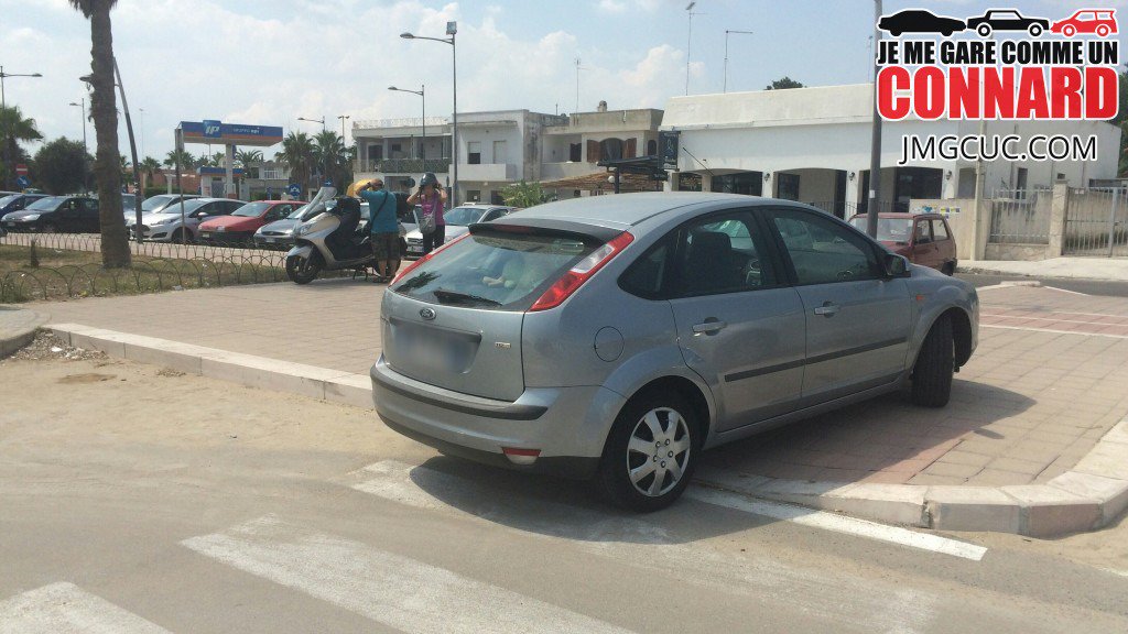Connardeur's tweet photo. Témoignage https://t.co/oOhQNmubMB #Assassin #DeTravers #Ford #Freestyle #Italie https://t.co/9cx6fcXi9a