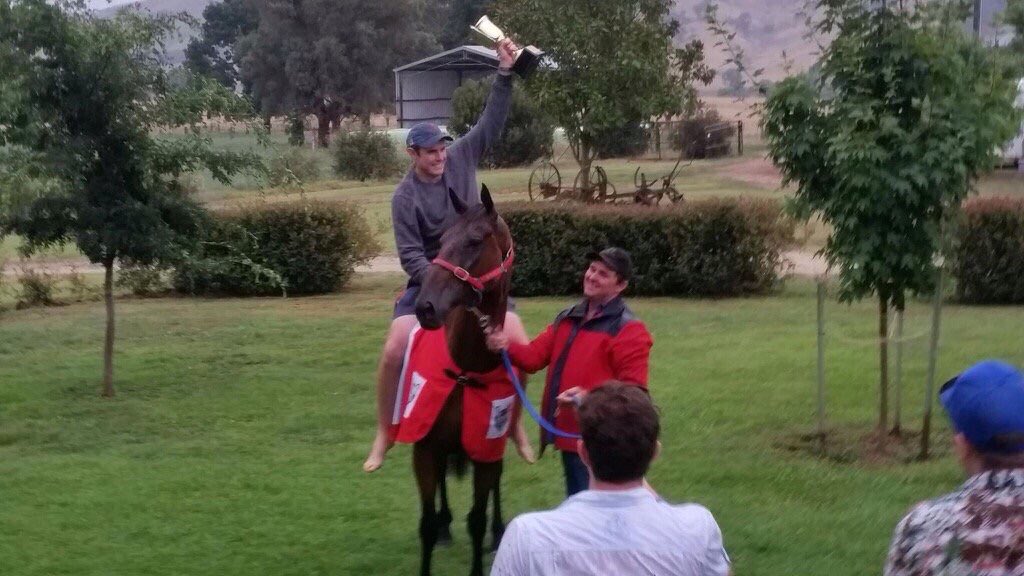 ryanjmcevoy's tweet image. The locals getting it done! Congrats @brengoonan @OddeyGoonan @marcusgoonan @nathangoonan #HometownCup #Dederang