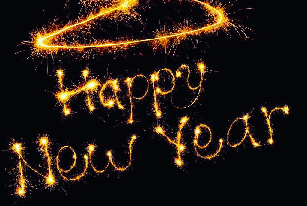 mtnchapelhsv's tweet photo. Welcome 2016! 🎊🎉 #NewYearsDay #2016weddings #bridal #hsvbrides #mountainweddings #weddings #huntsville #alabama https://t.co/fdaLdfqANw