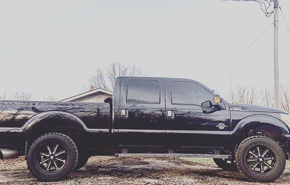 BAMFtimC's tweet photo. Why post selfies when your truck is better looking. 🙈 https://t.co/OcXjZEkXZe