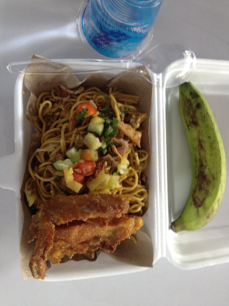 makananberapi's tweet image. Pada lapar semua