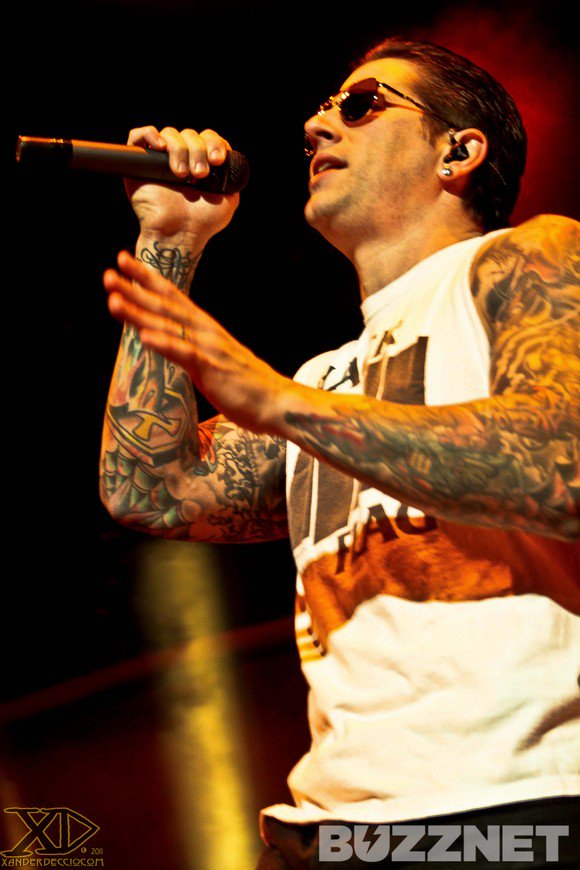 A7XES's tweet photo. Uproar Washington 2011 https://t.co/C6HEr05EUR