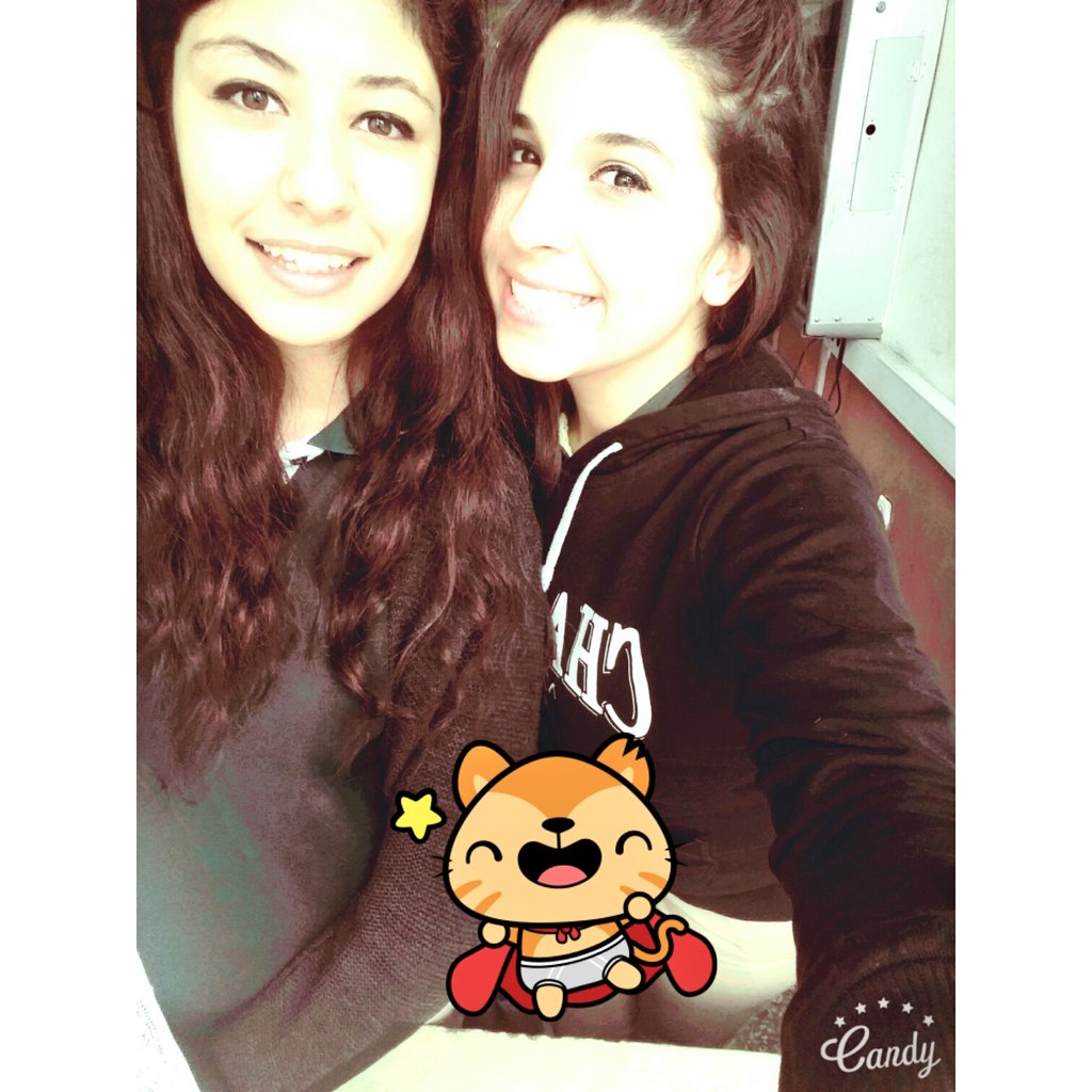 DuruakanMerve's tweet photo. Canım be ☺😍😍😍#Kardeş https://t.co/wbPW2xpT38
