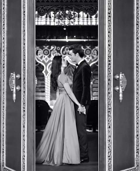 soo_pharmacist's tweet image. دول ﻻزم يخدوا جايزه the cutiest couple ever  💜 🙈 😻 💕 💕