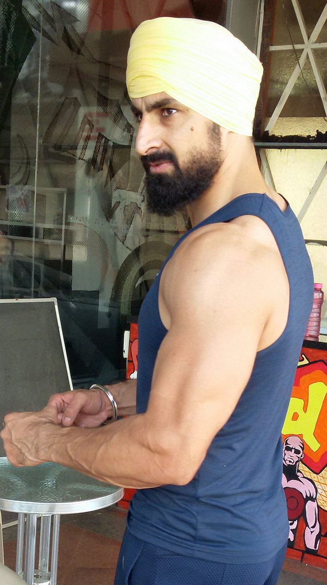 VikramjeetVirk's tweet image. Khalsa Mero Roop Hai Khaas #SikhiSaroop #FeelingBlessed #Happy2016