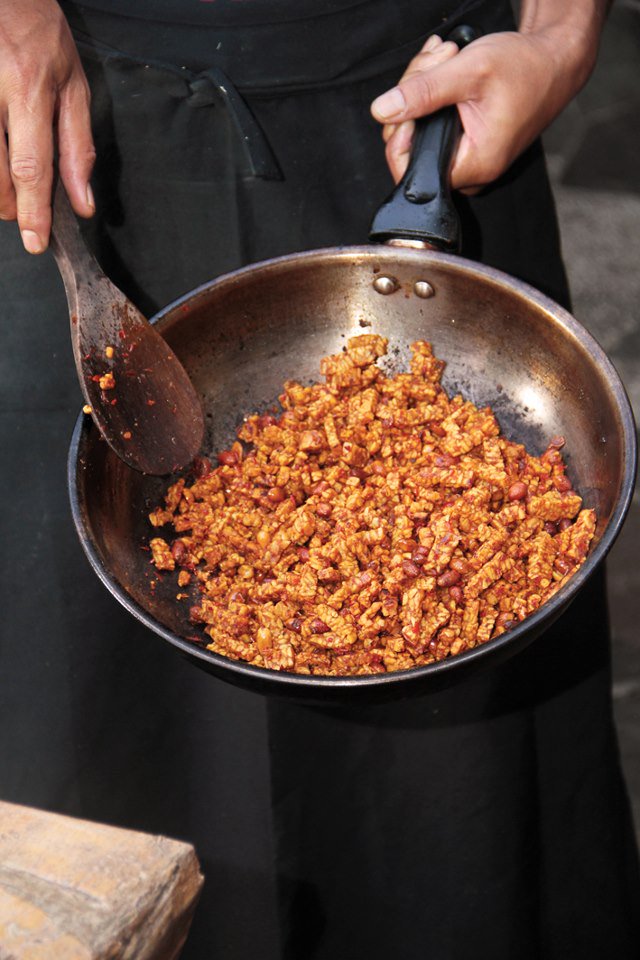 Tempe adalah makanan yg sangat mudah dijumpai dan bisa diolah berbagai macam
#kedaibelacan