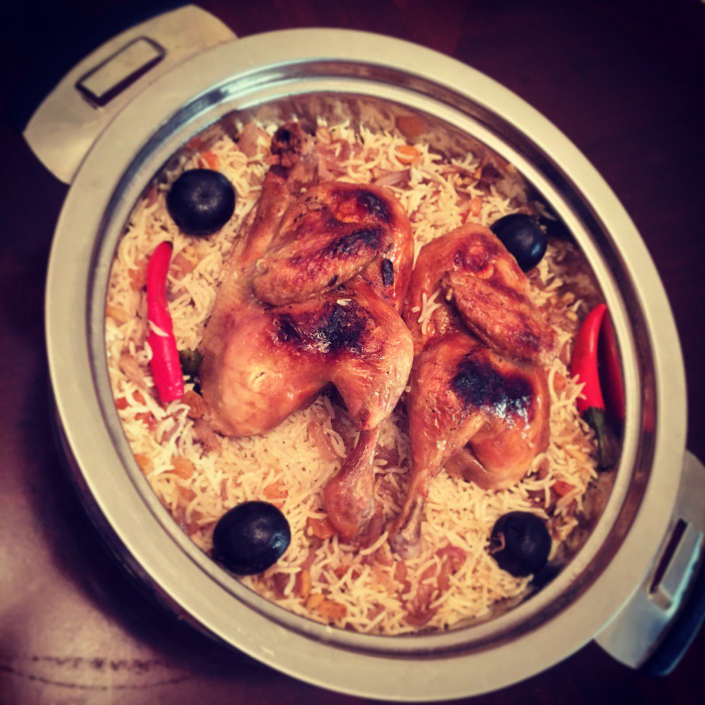 Sara__Kitchen's tweet photo. كبسة بالدجاج 👌🏻🍲 للطلب أو الاستفسار
0545412106
خدمة التوصيل متوفرة لمدينة الرياض
*لا يوجد واتساب 🌹 https://t.co/UgTOEBM09H