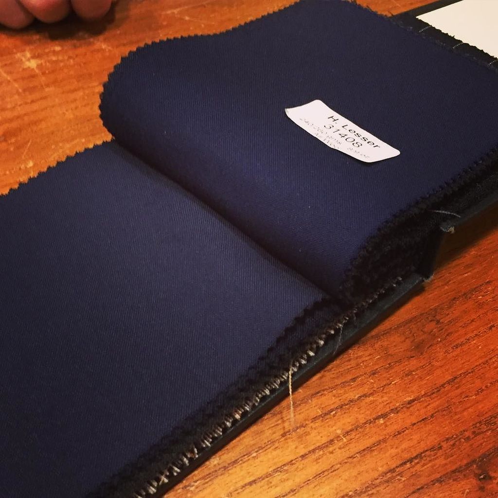 clino_ch's tweet photo. New year and it's time for new suit #hlesser #englishfabric #bespoke #bespoketailoring #su… https://t.co/TiSXYWNnUG https://t.co/QZUvUvd30v