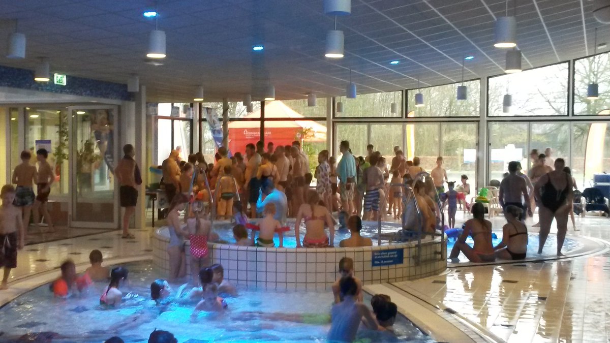 Nieuwjaarsduik is goed bezocht, al meer dan 500 bezoekers zijn 2016 fris gestart! Je kan nog tot 16u duiken!