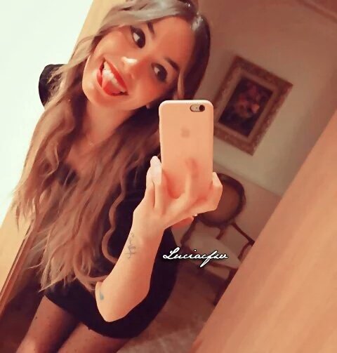 LuciaCFXV's tweet photo. ¡¡Felicidades mi niña!! Que tengas un gran día, te lo mereces por ser la mejor😍 Te quiero demasiado💖 @AlejandraGh15 https://t.co/Cosj2Cjy7Y