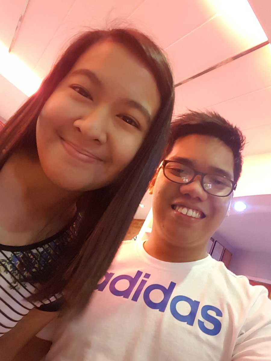 ambekun_'s tweet photo. TGIF! #latepost https://t.co/nxkes5EHNG