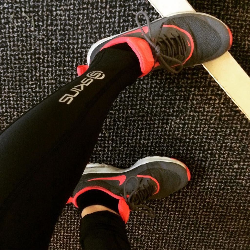 fitnesscurious_'s tweet image. New year new #skins ! #running #musclecompression #fitfam #runedinburgh #training #fitgirls #fitgirlsinspire 👟💖💪🏻😎x…