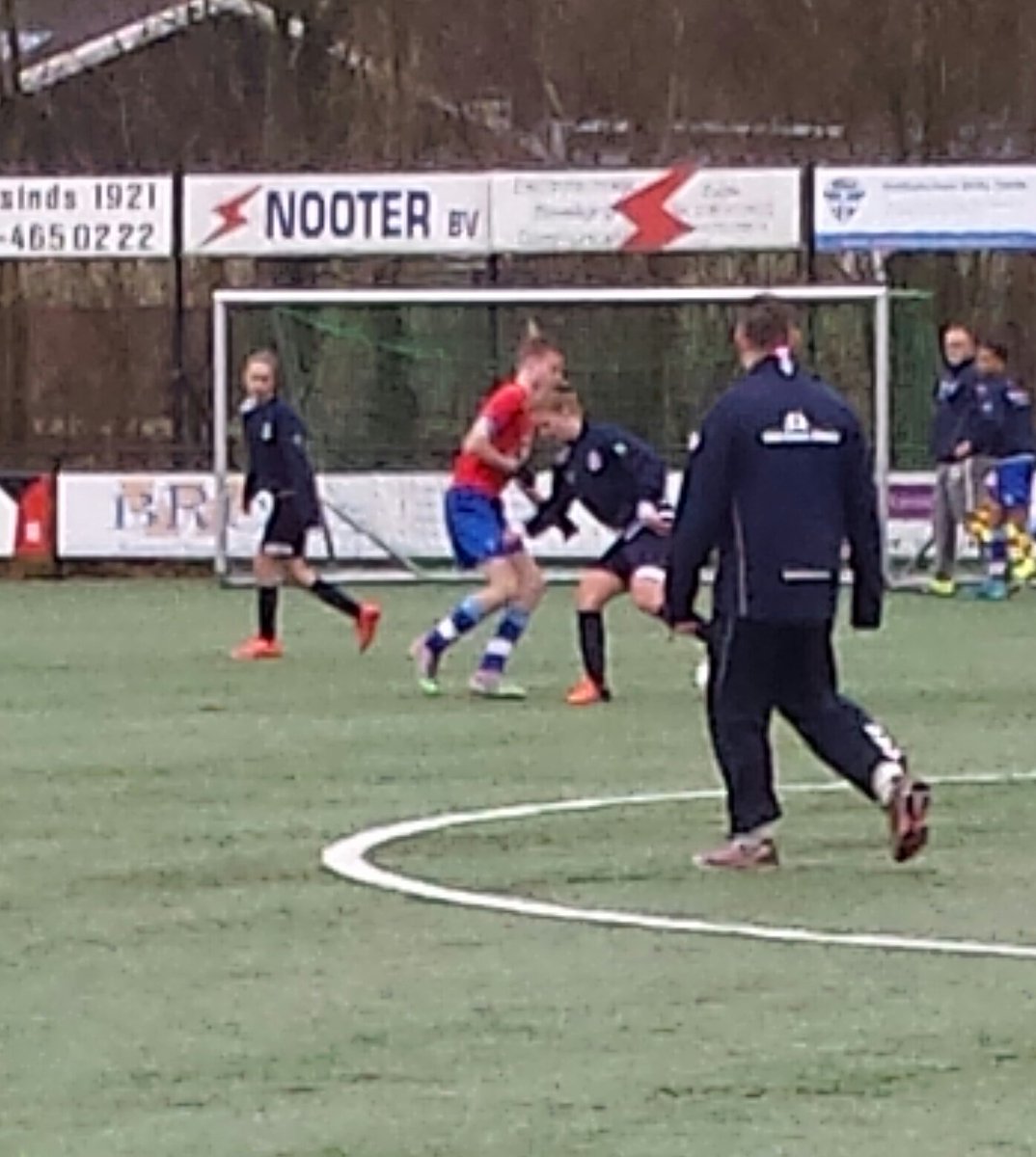 vvsvi's tweet photo. MB1 wist een gastspeelster te strikken, nl. Vivianne Miedema, aanvalster van Oranje en Bay.Munchen. #snerttoernooi https://t.co/3SKHDfvVQ2