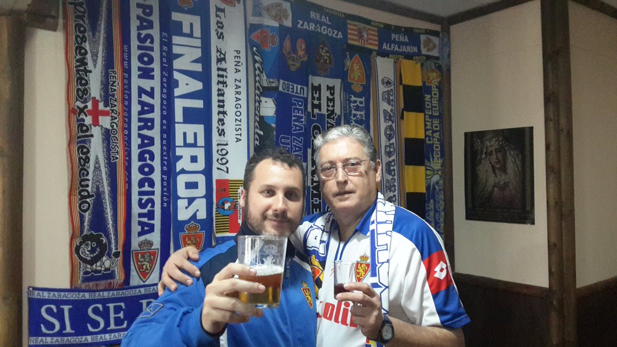 zaragocistassur's tweet photo. Sensacional jornada zaragocista en el 6° aniversario de @zaragocistassur. @FPRealZaragoza @RealZaragoza https://t.co/JOiz4BS3qC