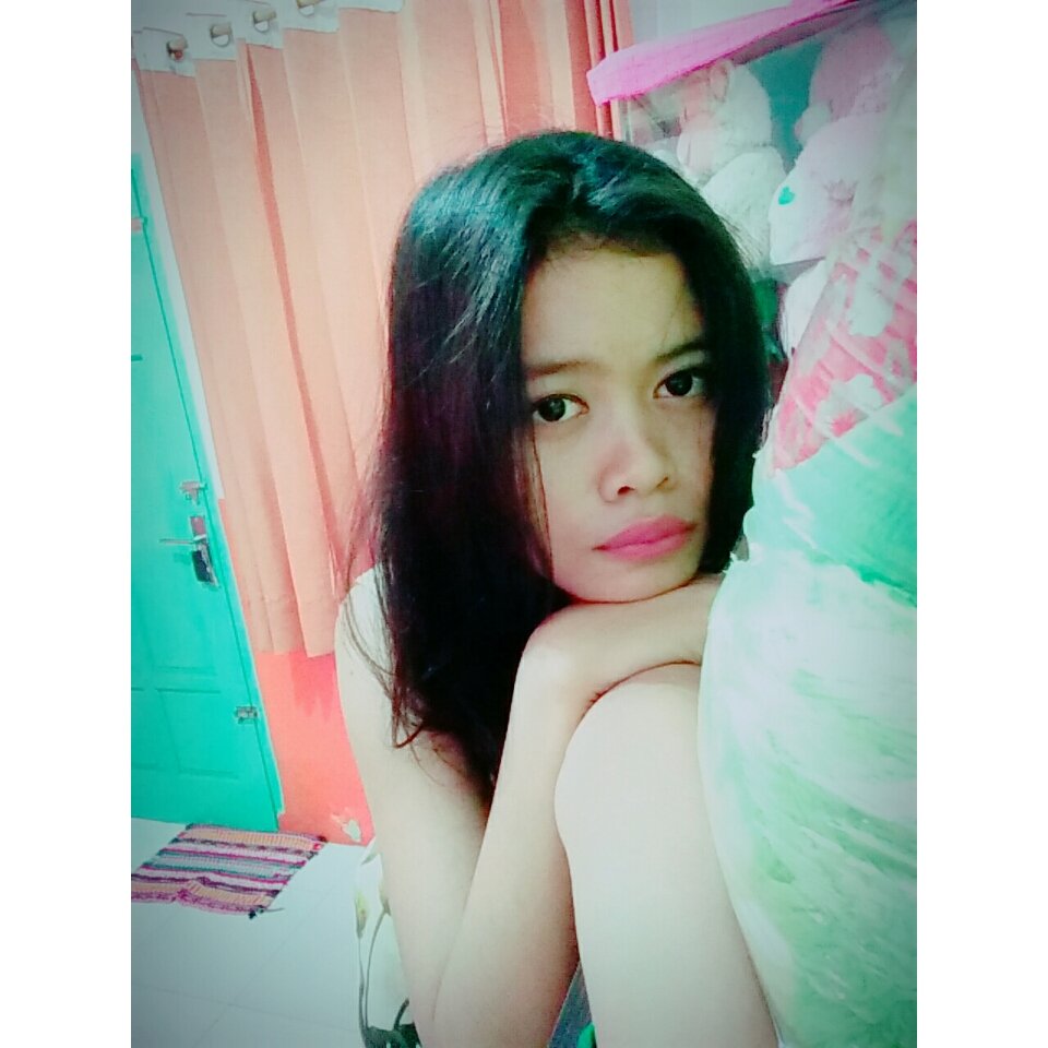 liakecil4's tweet photo. I want you permanently ,not temporarily 😁👫💕
#happysatnightguys #miris #atu #eneng #dirumahaja https://t.co/5gxdzlIlDE