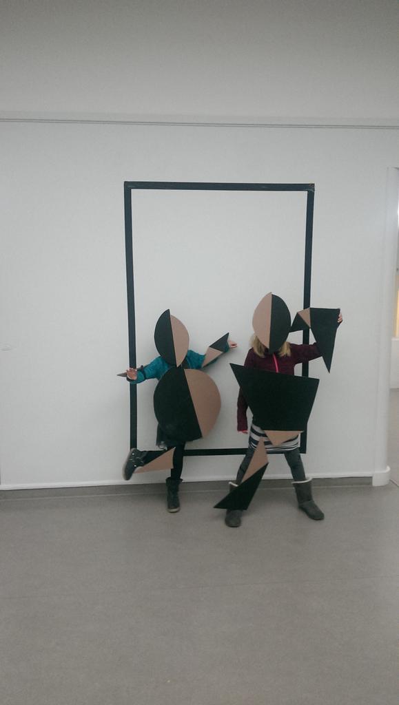 SandraBoks's tweet photo. Welk kunstwerk komt hier tot leven? Verrassende activiteit @DeWinterspelen in @krollermuller! https://t.co/M4rOJ25Msp