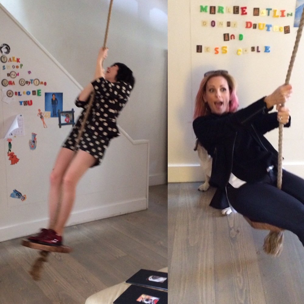 TalkStoopNBC's tweet image. #TalkStoop isn't just for talking! @carlyraejepsen &amp;amp; @MarleeMatlin swing at the Stoop. Watch buff.ly/1Ys568Z