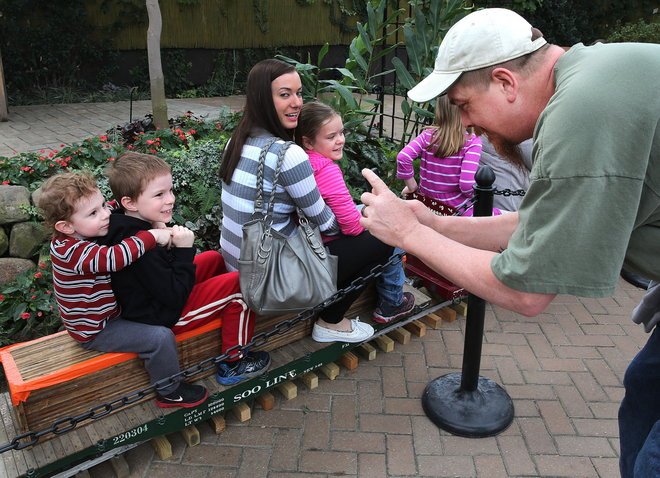 Top picks for family fun in January 2016 - rgn.bz/ScSr