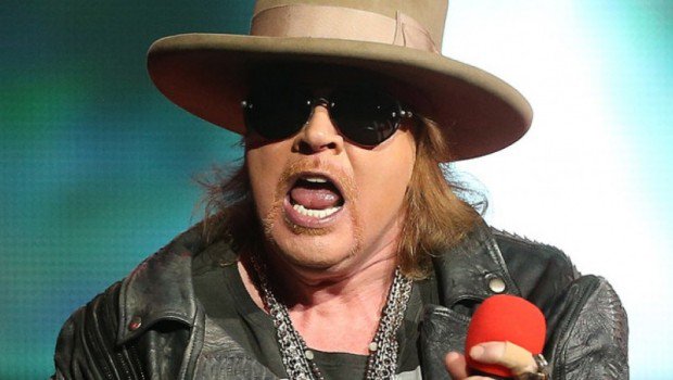 Beritasatu's tweet photo. #PopulerB1 7: Axl Konfirmasikan Reuni Guns 'N Roses https://t.co/R1wYVbyg1B https://t.co/MA2TOCDpED