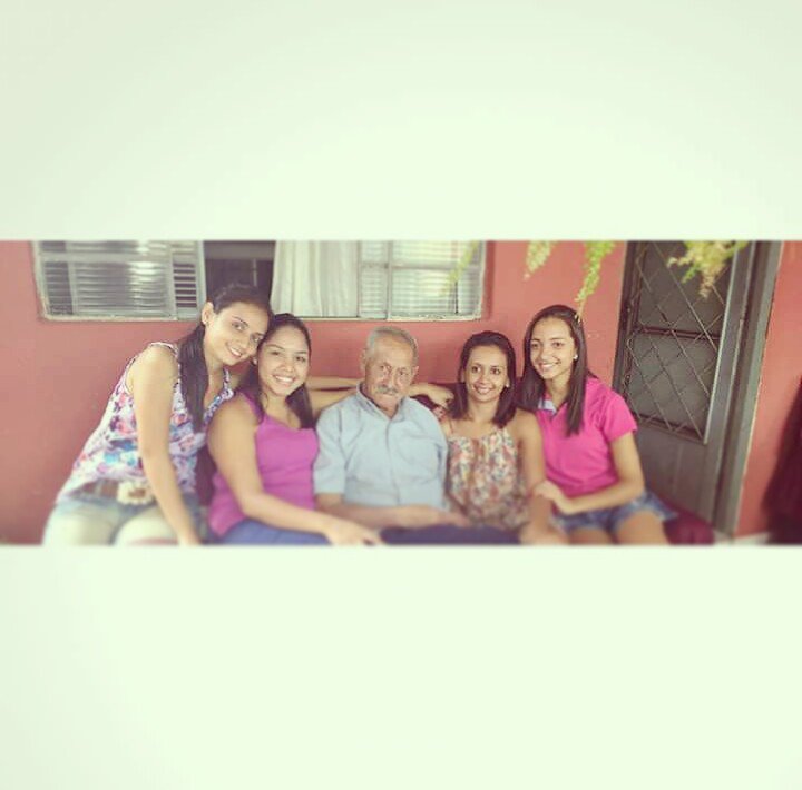 Nady_carvalho's tweet photo. Como eu amo vocês.. 💓 #matandosdds😘 https://t.co/AtLepjCZTC