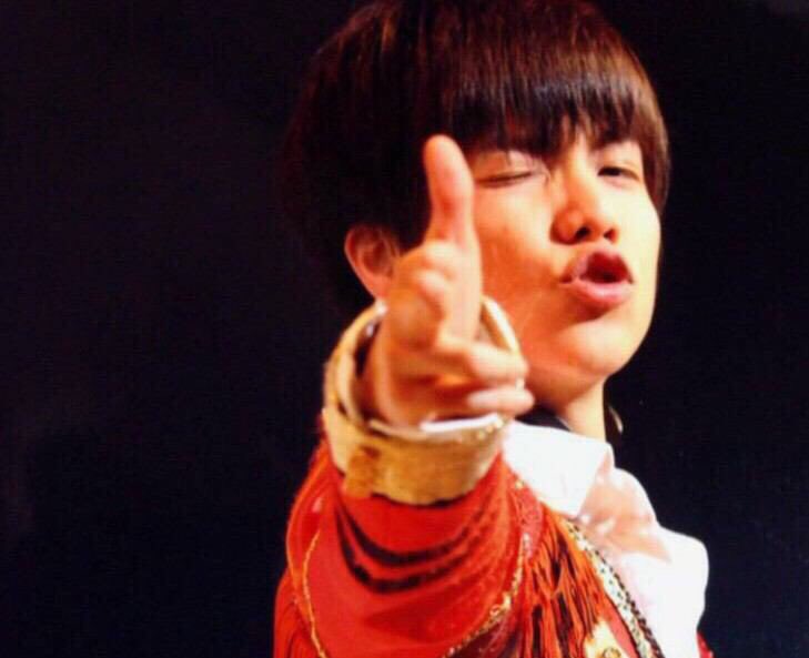 ____sgok_d's tweet photo. #RTしたnrさんで気になった人お迎え 
.

      君の 心   撃ち堕と したる  （♡）

           バ  ァ    〜  ン   ッ   ！  傳

.

個室で   楽しもうや   ( ) https://t.co/Wqkt60pgKl