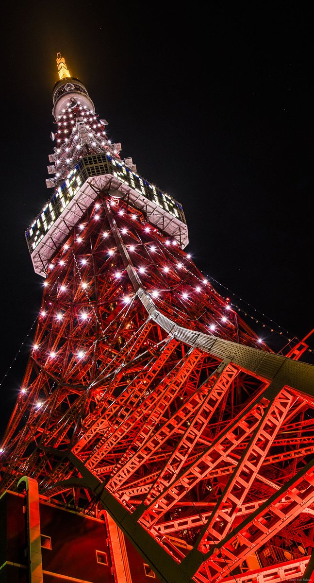 ノッポン弟 Tokyo Tower 公式 Sur Twitter 写真撮るの上手いね Yutophotography ノイズがほぼないバージョンのリリースです 1枚目は偶然にも近くにスバル星団があったようで 左上に写っています M Iphone壁紙 東京タワー T Co Tbvichgz0i