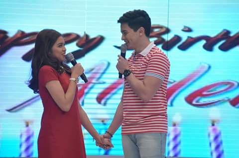 Elliejoybxx's tweet image. Holding hands pa more yiieeehh kuya @aldenrichards02 ha ehmnnn... #ALDUBHappyBAEdayALDEN