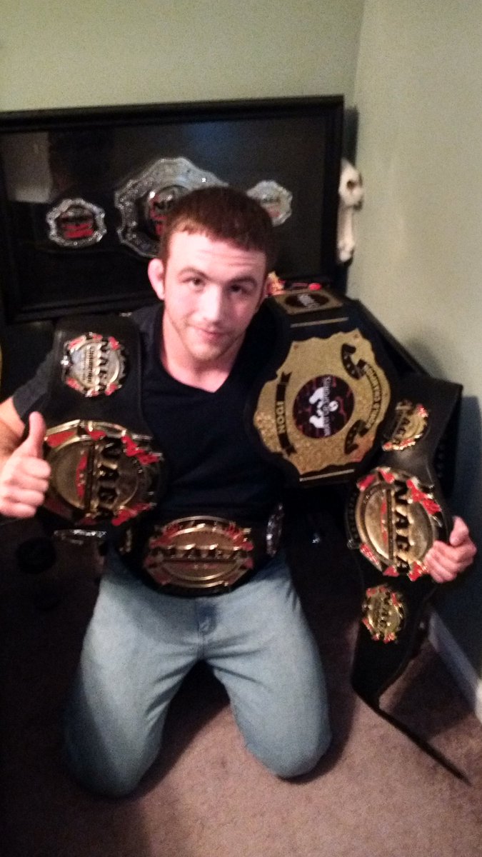 coreyblacktie's tweet photo. Finally on Twitter lol #jiujitsu #naga #bjj #MMA #fun #Championship https://t.co/8GxlHzQ5pS