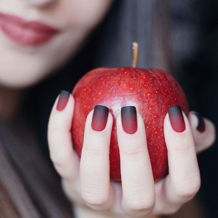 aestheticlanap's tweet photo. lana parrilla as regina mills aesthetic https://t.co/8nOPrUIJTP