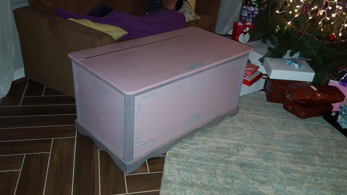 Mag_Custom's tweet image. Custom toy box for Christmas