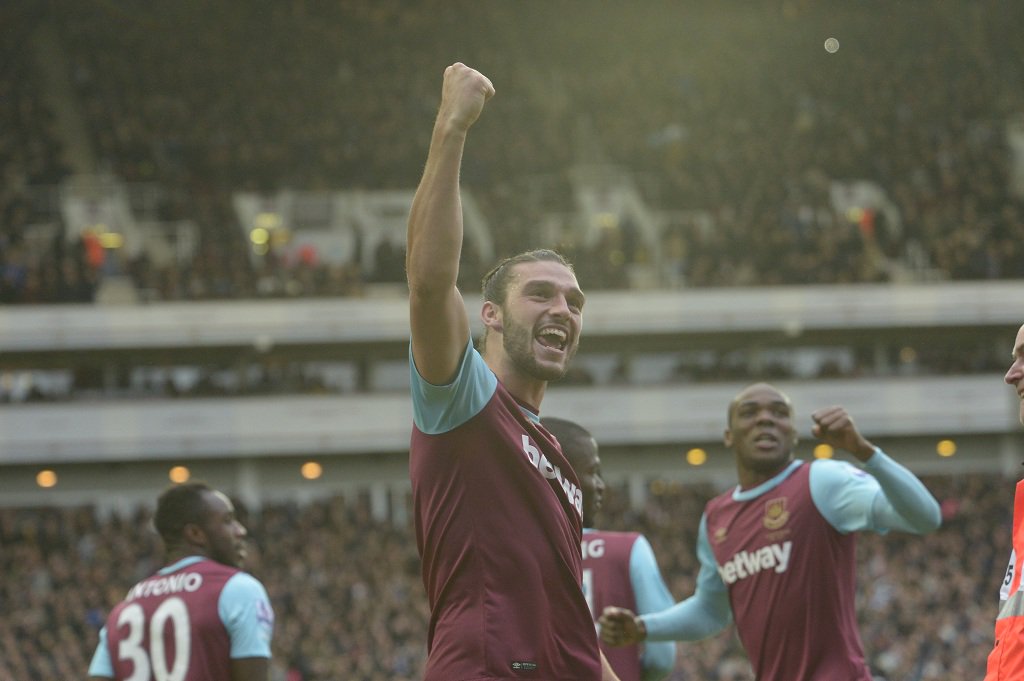 WestHam's tweet image. CARROLL: @AndyTCarroll spoke to West Ham TV after scoring in another win wes.hm/AC0201 #WHULIV #WHUFC